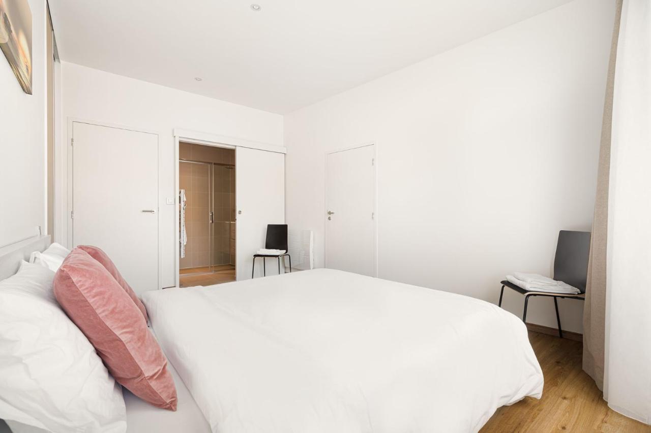 Design Et Charme, 100M2 Face A La Saone Apartman Lyon Kültér fotó